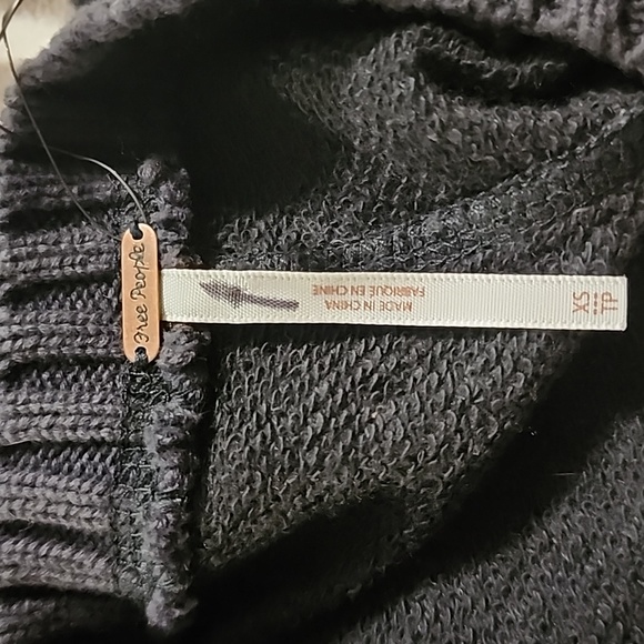 Free People “Pretty Rad” Sweater Gray Lace Crochet Split Back - Picture 8 of 8